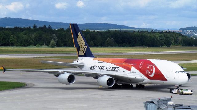 Airbus A380-800 (9V-SKI)