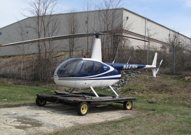 Robinson R-44 (N441RH)