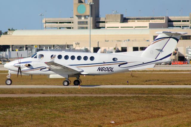 Beechcraft Super King Air 350 (N60DL)