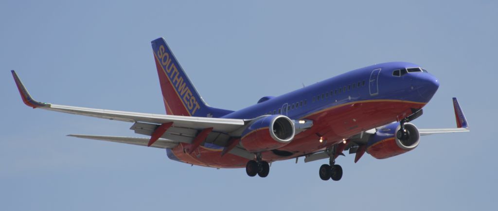 Boeing 737-700 (N259WN)
