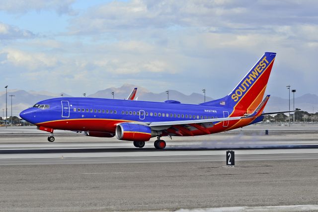 Boeing 737-700 (N497WN) - N497WN Southwest Airlines 2004 Boeing 737-7H4 C/N 32479  - Las Vegas - McCarran International (LAS / KLAS) USA - Nevada, January 10, 2013 Photo: Tomás Del Coro