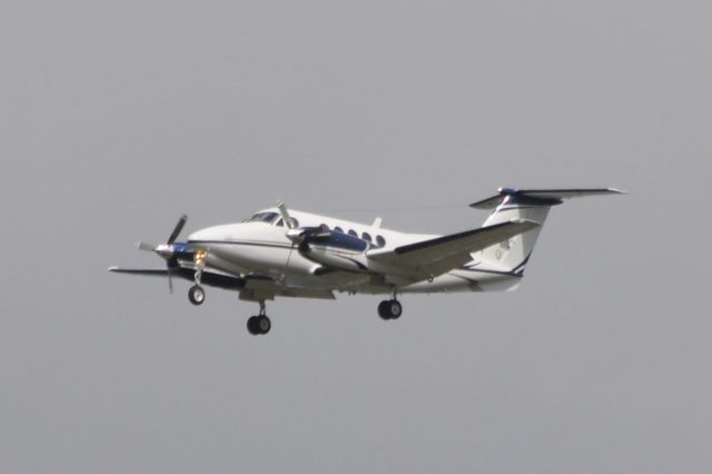 Beechcraft Super King Air 200 (N800CG)