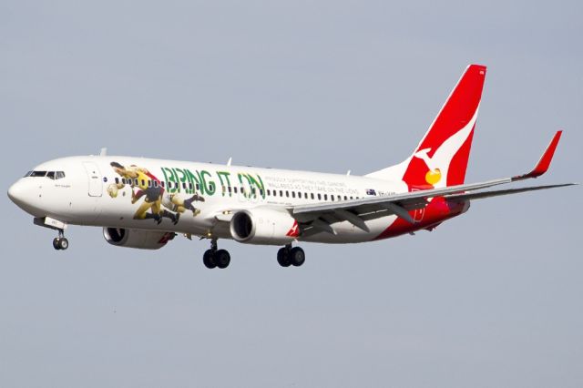 Boeing 737-800 (VH-VXG) - On short finals for runway 05. Friday, 19th April 2013.