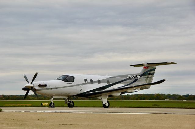 Pilatus PC-12 (N122JM)