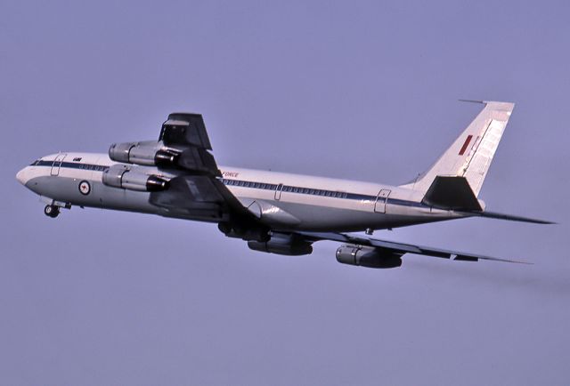 A20627 — - AUSTRALIA - AIR FORCE - BOEING 707-338C - REG A20-627 (CN 19627/707) - EDINBURGH RAAF BASE ADELAIDE SA. AUSTRALIA - YPED (12/9/1999)