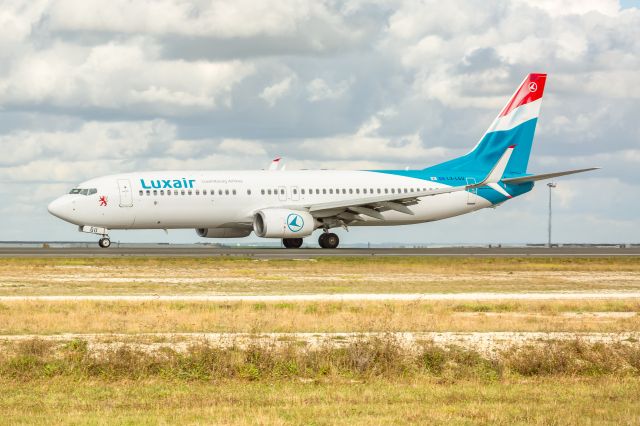 Boeing 737-700 (LX-JGU)