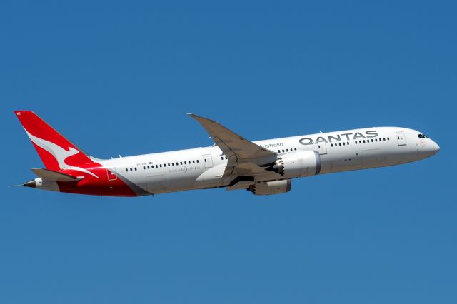 Boeing 787-9 Dreamliner (VH-ZNE) - B789 cn 63391-724. QFA VH-ZNE name Skiooy R21 departure YPPH 18 February 2023.