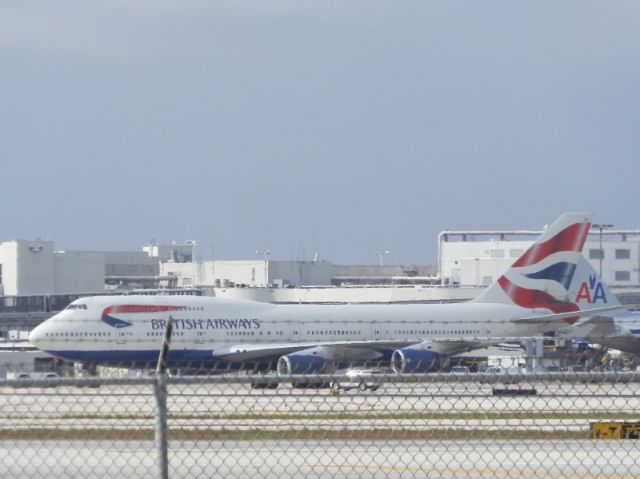 Boeing 747-400 (G-CIVB)