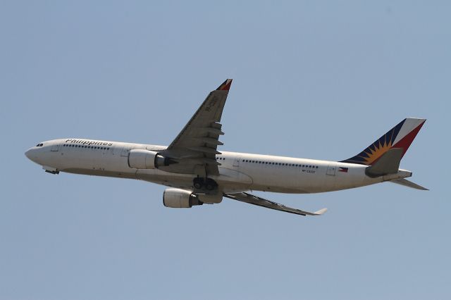 Airbus A330-300 (RP-C3337)