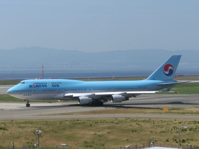 Boeing 747-200 (HL7493) - A330のシップチェンジ。