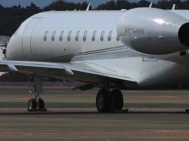 Bombardier Global 5000 (VP-CGM) - I took this picture on Oct 19, 2018.
