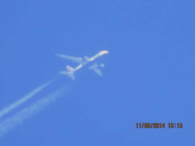 Boeing 787-8 (G-ZBJA) - British Airways flight 191 from London to Austin over Southeastern Kansas at 43,000 feet.