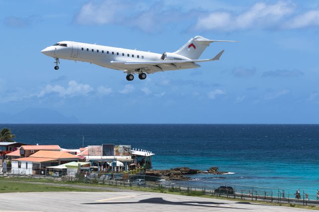 Bombardier Global Express (N1886S)