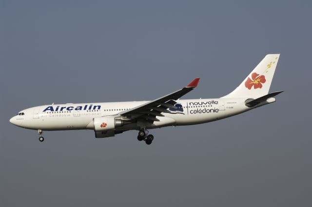 Airbus A330-300 (F-OJSE) - Final Approach to Narita Intl Airport Rwy16L on 2013/07/10