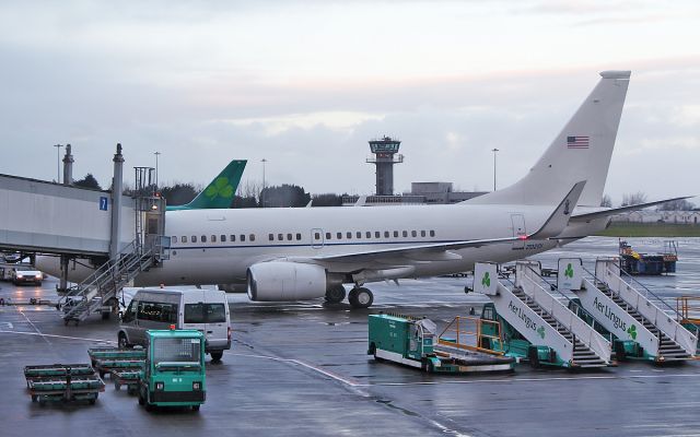 Boeing 737-700 (02-0201) - "boxer45" usaf c-40c 02-0201 at shannon 15/1/18.