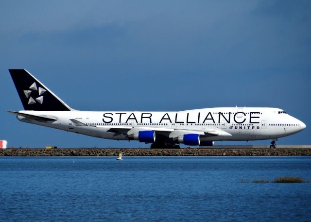 Boeing 747-400 (N121UA) - Beautiful Star alliance livery on this united 747 at SFO.