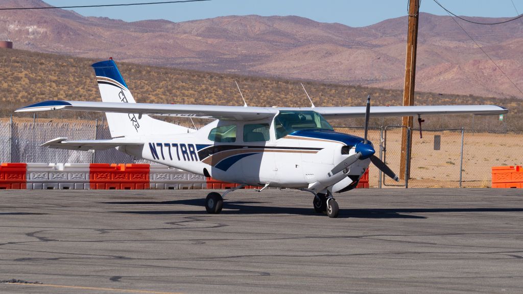 Cessna Centurion (N777RR)