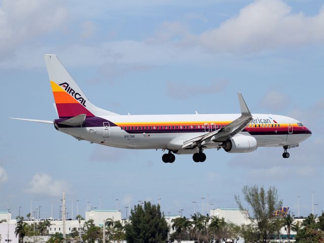 Boeing 737-800 (N917NN)