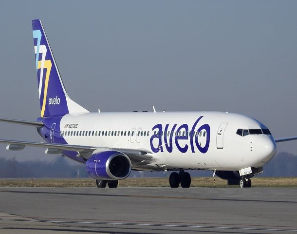 Boeing 737-800 (N233GE)