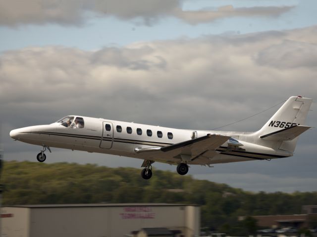 Cessna Citation V (N365EA) - Take off runway 26. The aircraft is managed by CFM Corporate Flight Management.   a rel=nofollow href=http://www.flycfm.comwww.flycfm.com/a