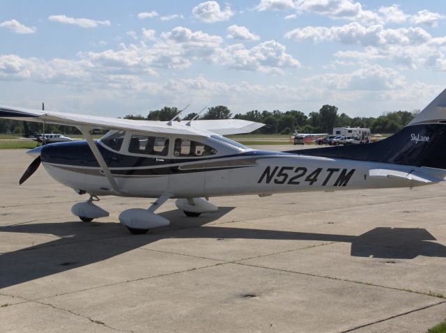 Cessna Skylane (N524TM)