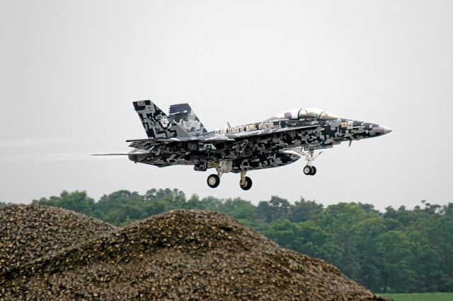 — — - Navy F-18 Landing Runway 36 Oshkosh EAA AirVenture