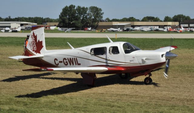 Mooney M-20 Turbo (C-GWIL) - Airventure 2017