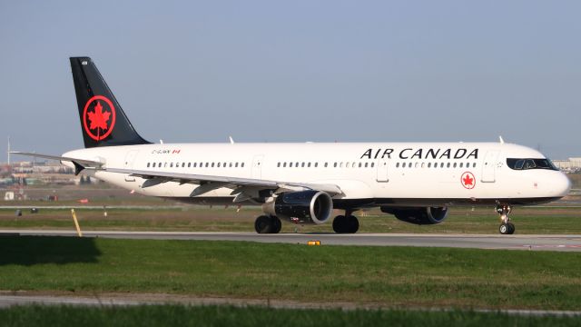 Airbus A321 (C-GJWN) - May 05 2018