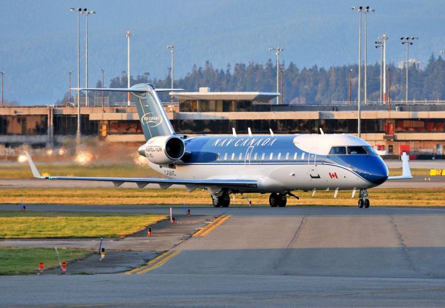 Canadair Challenger (C-GNVC)