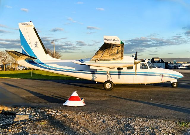 Aero Commander 500 (VH-DZC)