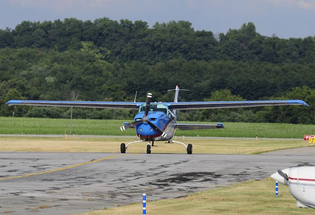 Cessna Centurion (N210JF) - Seen at KFDK on 7/19/2009.