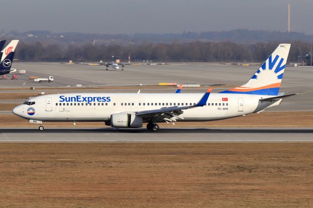 Boeing 737-800 (TC-SPH)