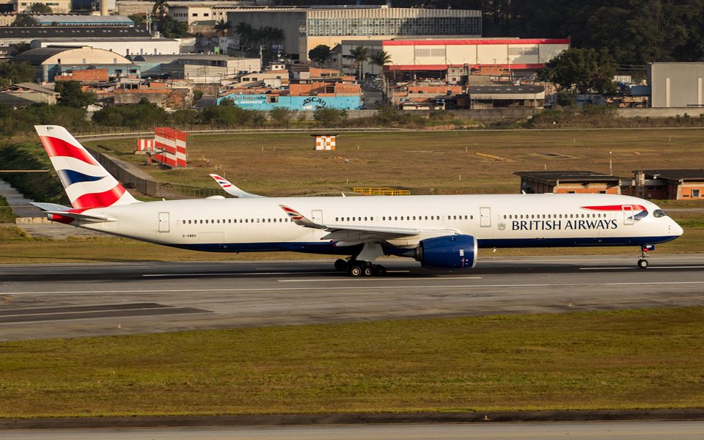 Airbus A350-1000 (G-XWBH)