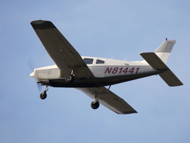 Piper Cherokee (N81441) - Take off runway 26.