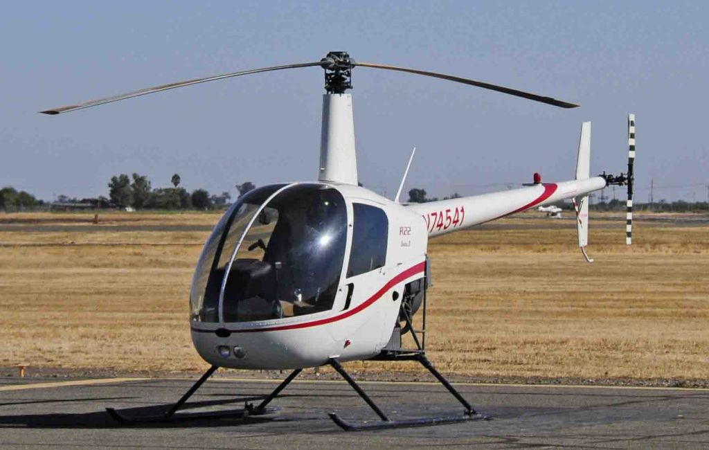 Robinson R-22 (N74541)