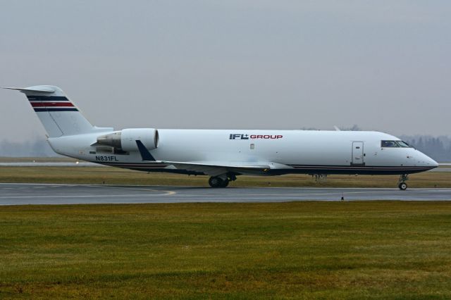 Canadair Regional Jet CRJ-200 (N831FL) - MY SON'S OFFICE AWAY FROM HOME