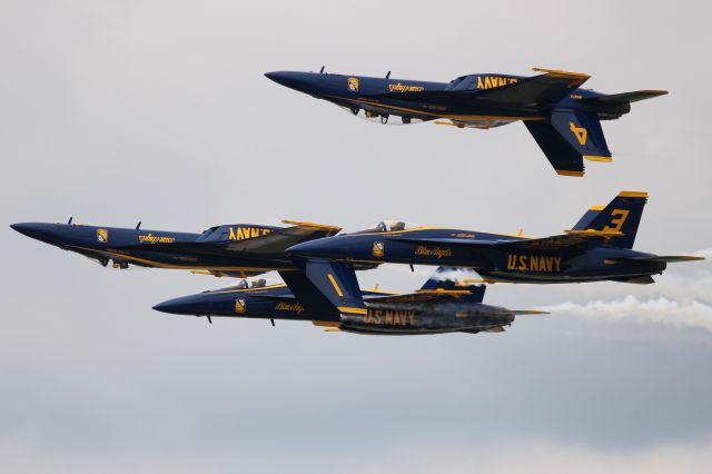 McDonnell Douglas FA-18 Hornet (16-5673)