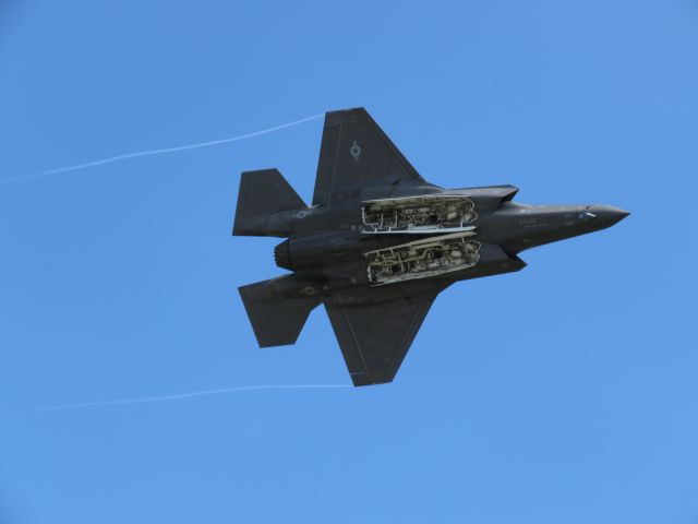 Lockheed F-35C (N5107)