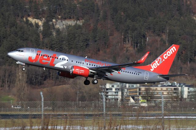 Boeing 737-800 (G-JZHO)
