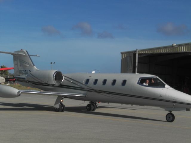 Learjet 35 (N535LC)