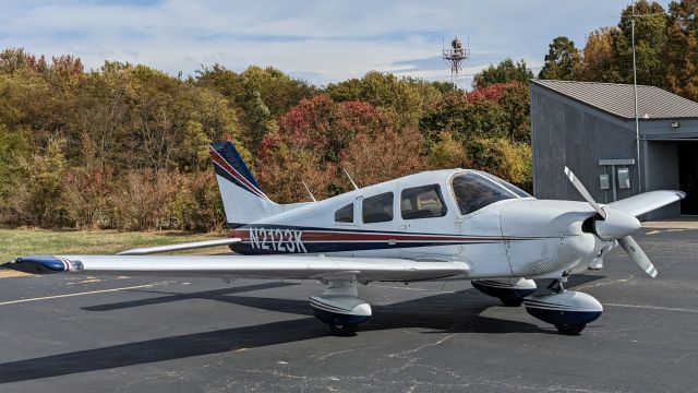 Piper Cherokee (N2123K)