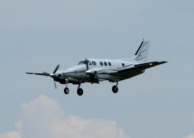 Beechcraft King Air 90 (N590SA) - Landing at Shreveport Regional.
