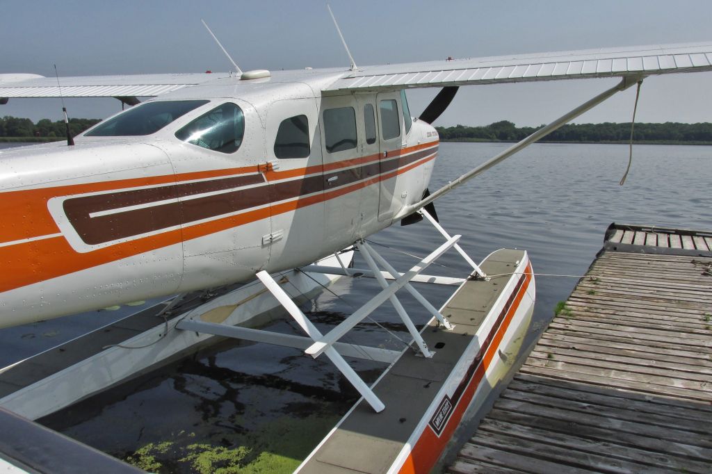 Cessna 206 Stationair (N6419X) - Cessna 206G Stationair 6 on Wipline floats at Surfside Seaplane Base in Lino Lakes MN, during their annual Minnesota br /Seaplane Pilots Association pig roast.