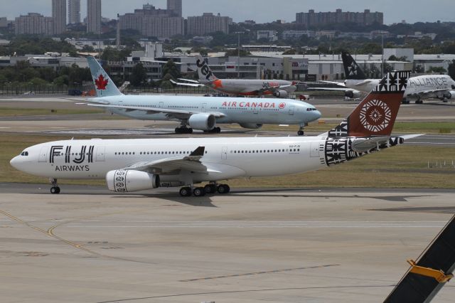 Airbus A330-200 (DQ-FJV)