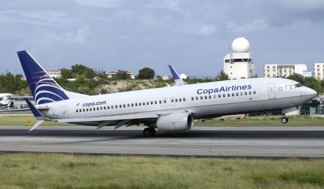 Boeing 737-800 (HP-1716CMP)