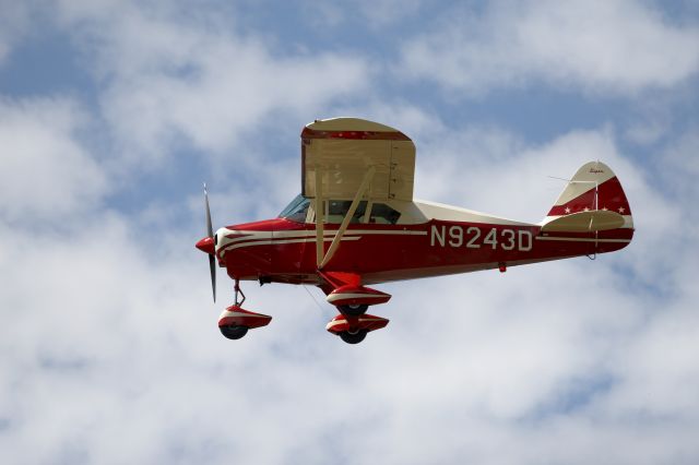 Piper PA-22 Tri-Pacer (N9243D)