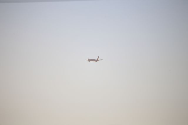 BOEING 767-400 —