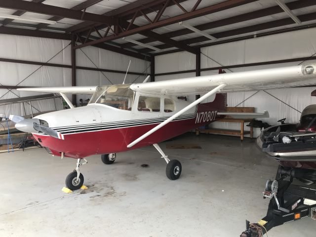 Cessna Skyhawk (N7080T)