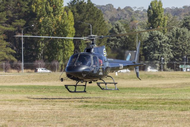 Eurocopter AS-350 AStar (VH-LVM) - Canberra Helicopters (VH-LVM) Aérospatiale AS 350B2 operating joy flights at the 2018 Canberra Airport open day