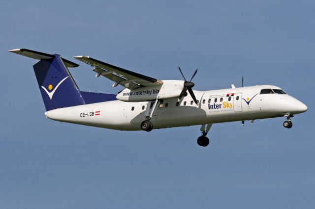 de Havilland Dash 8-300 (OE-LSB)